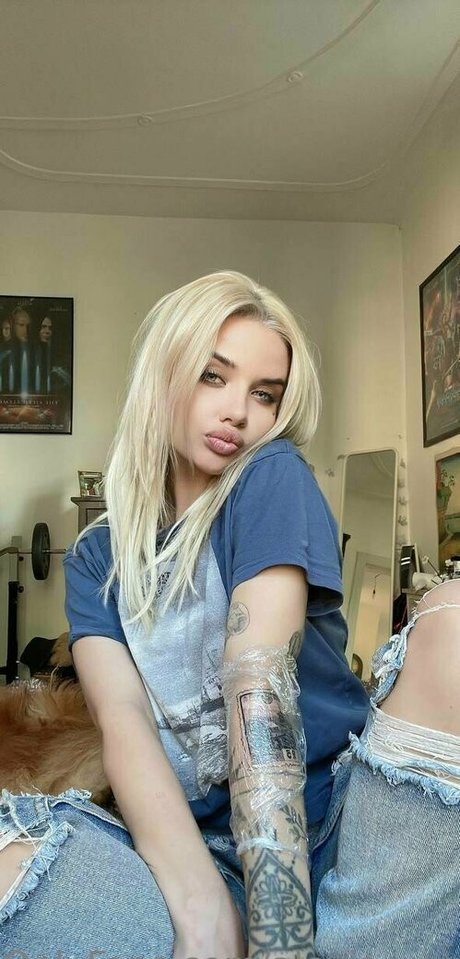 alexis xxxx star pretty images