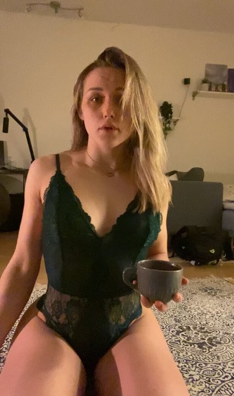 Ellen Akesson pornstar adult pic