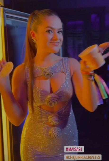 Maisa Silva star nude picture