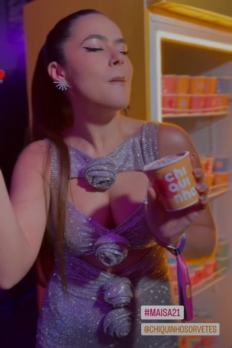 Maisa Silva star exclusive photo