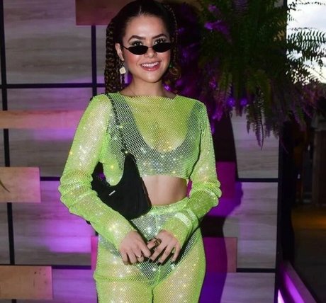 Maisa Silva naked actress pics