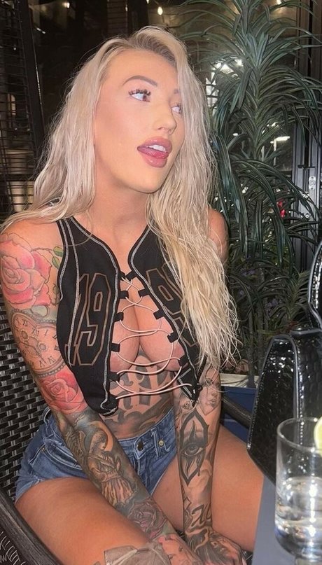 sheispressure hot star pics