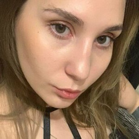 milenasweet model adult img