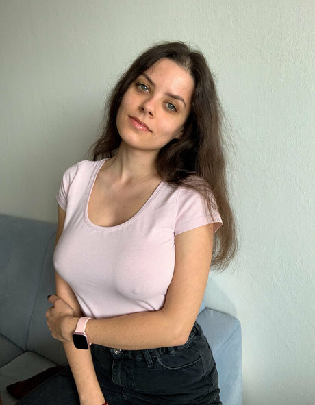 Lenabartos naked actress images