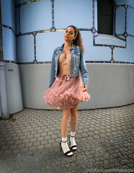 Lenabartos pornographic star photo