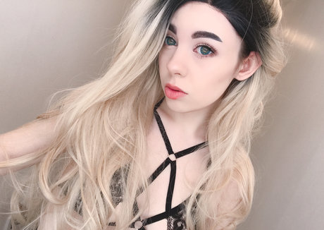 Sleepy Kokiri pornstar perfect picture