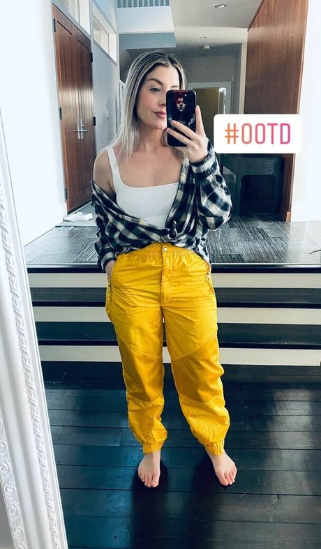 Rebecca Ford pretty model photos