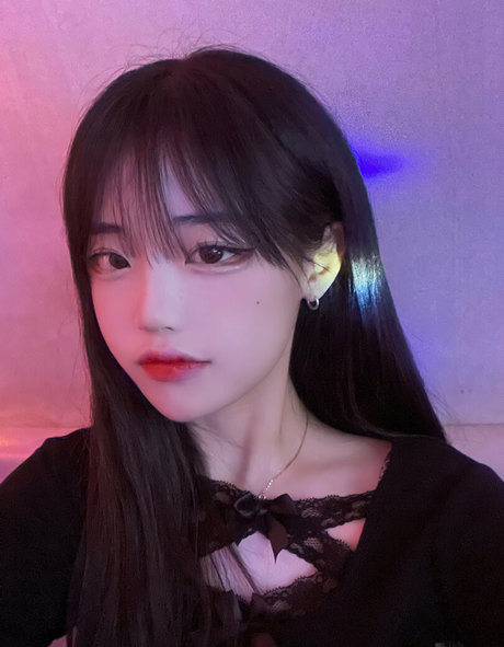 hinachan01 adult model archive