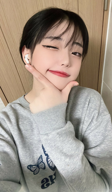 hinachan01 pretty pornstar pic