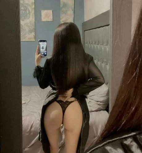 evelynssotelo pornographic model pic