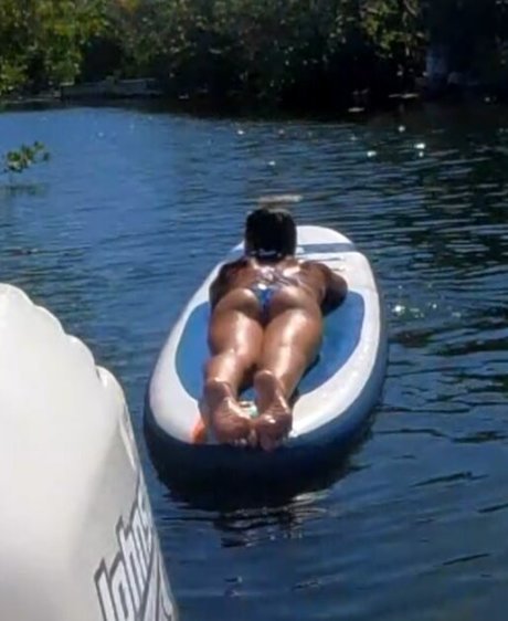 Carabeanz star hd pics