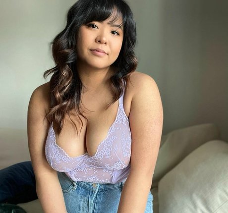 Asian1996 pornstar free pics