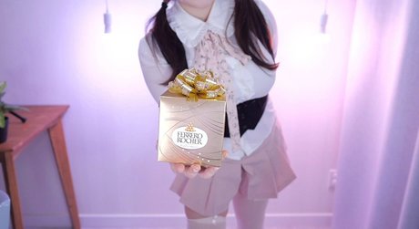 Ppomo star nude picture