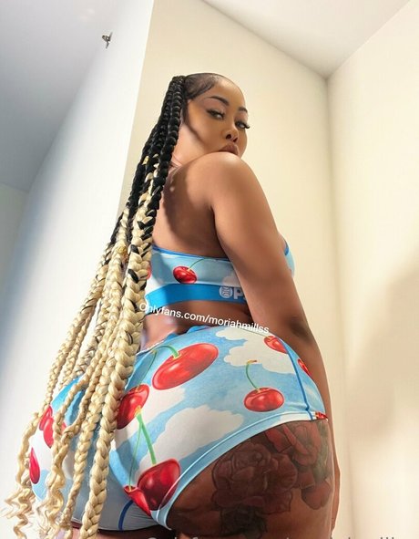 moriahmillss sex star gallery