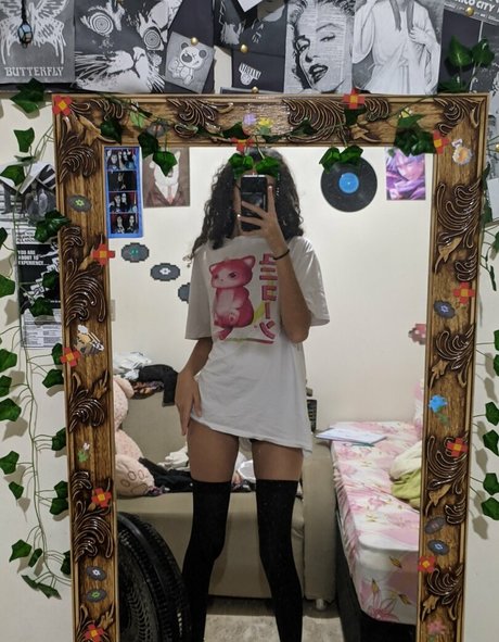 Thesuusu high quality actress photo