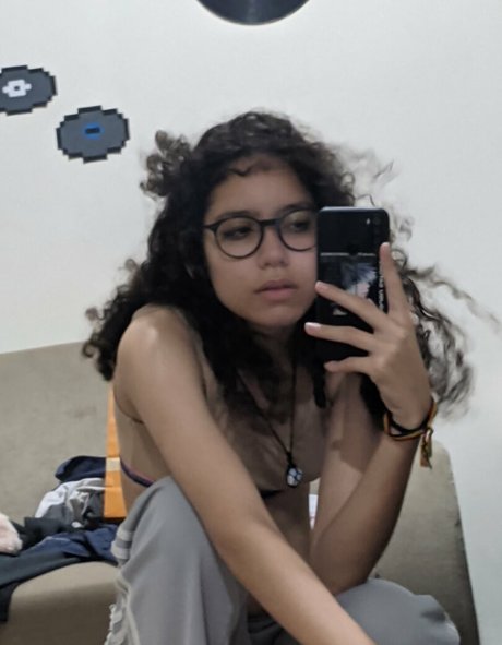 Thesuusu high quality actress photo