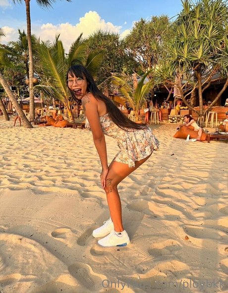 ploybkk naked actress picture