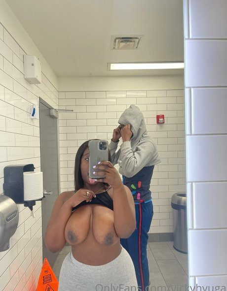 vickyhyuga star best images