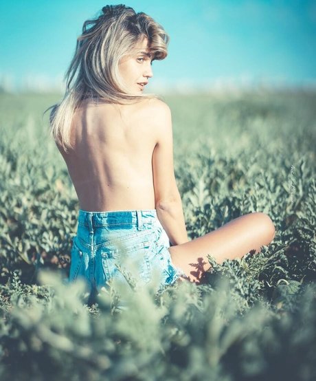 Noy Zafrani model xxx photos