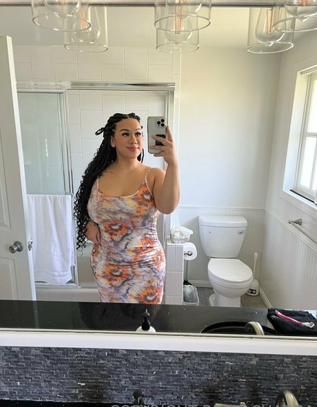 morebrittcuadra free actress pictures