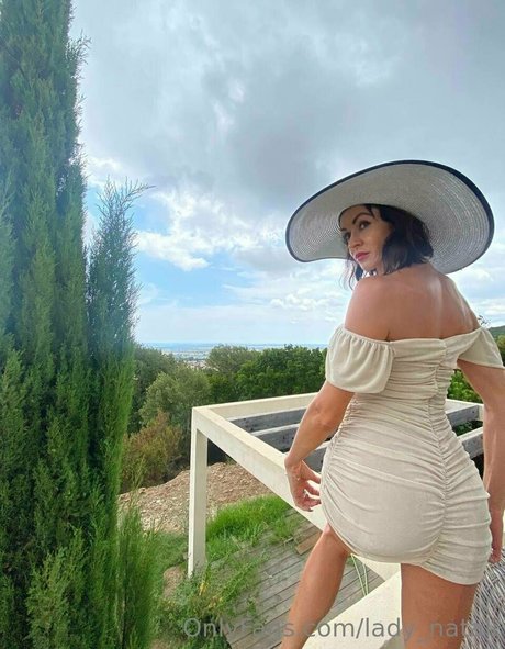 lady natali star hd photo