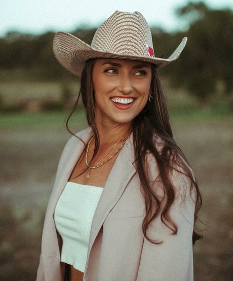 teen ladyboy onlyfans sex image