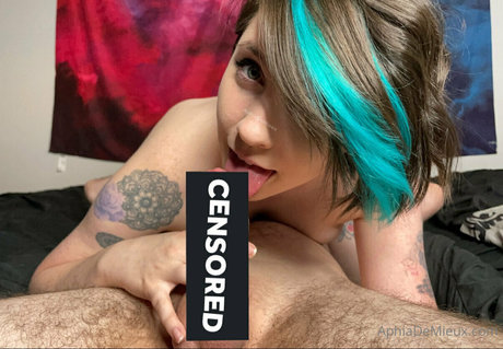 aphiademieuxpublic naked actress photos