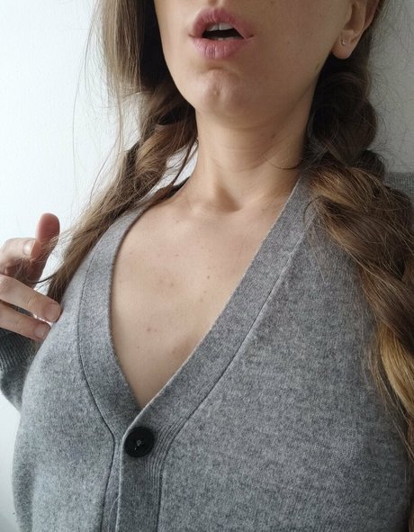 cute girlfriend Profile pic