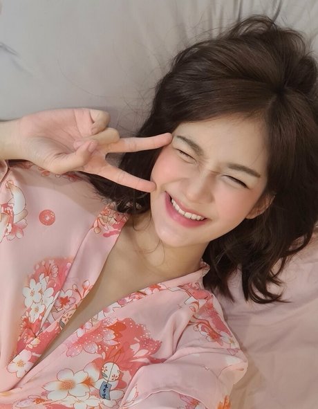 sweetieyukino sex model gallery