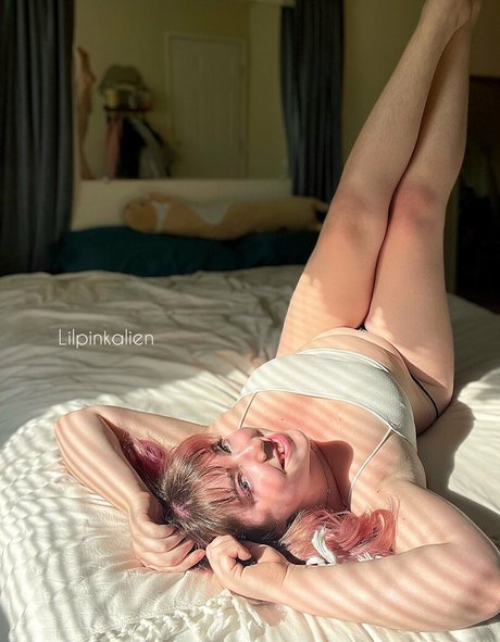 lilpinkalien exclusive model gallery