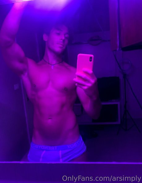 arsimply star naked img