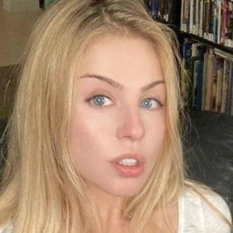 LilHerbLover pornstar high quality img