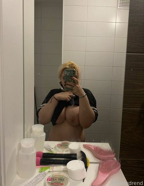 andrordrend8 nudes star images