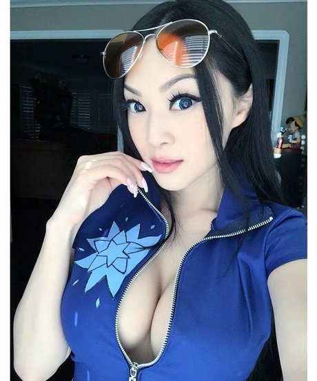 Vampybitme pornstar sexy pic
