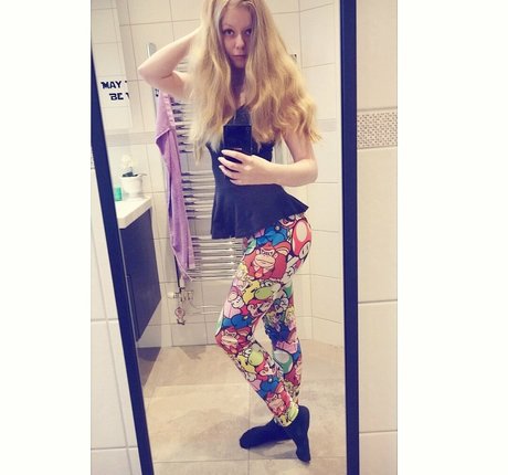 Purrluna star hot image