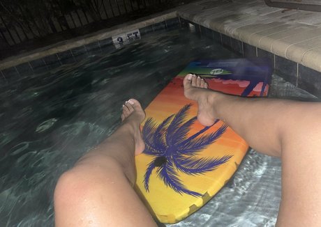 ayishadiazfeet nudes star image