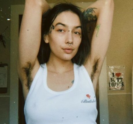 dani j666 star free photo