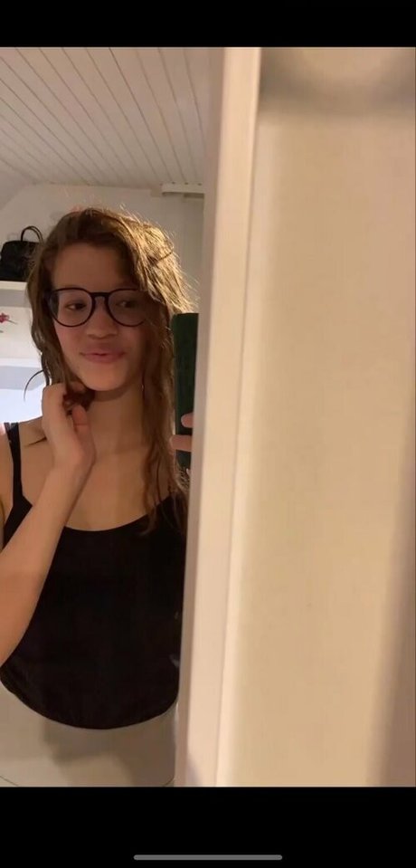 lovvejane erotic actress picture