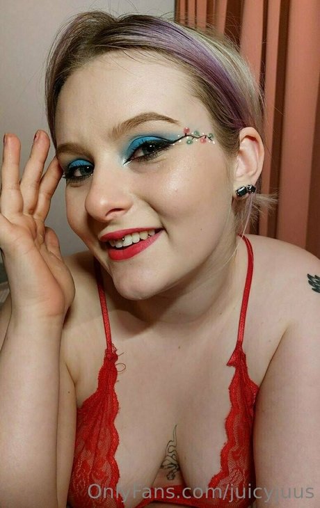 juicyjuus star erotic picture