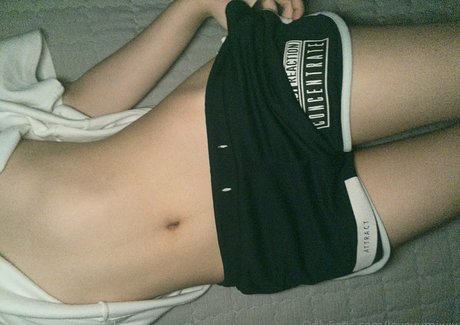 loveyumixxx star hot images