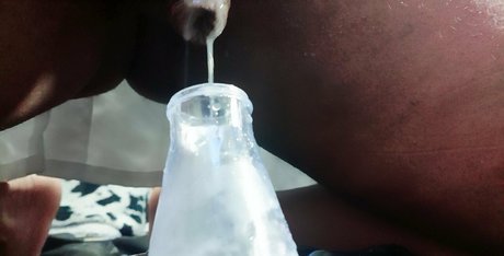 cocoa moo hot actress pics