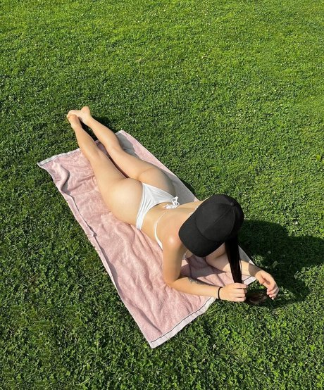 alla mayorovaa pornstar pretty photo