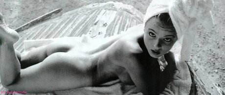 Geri Halliwell high quality star pics