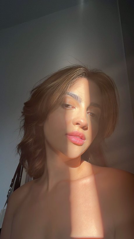 Miaxmon naked pornstar photos