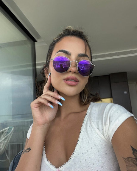 Miaxmon model pornographic image