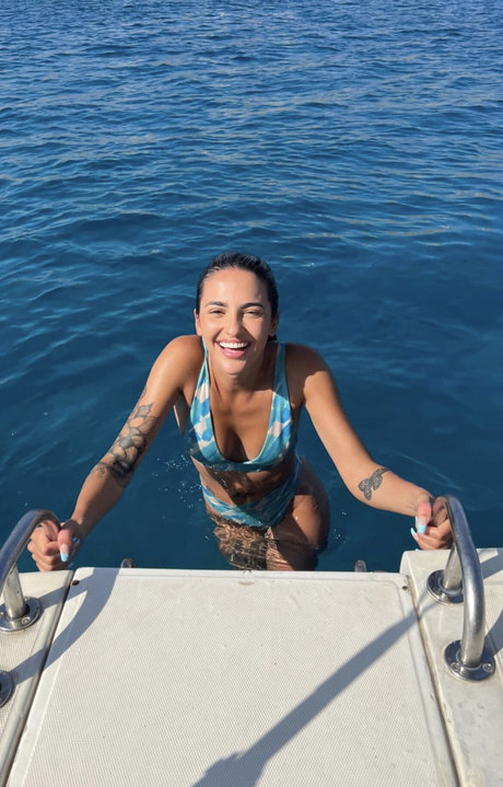 Miaxmon model perfect galleries