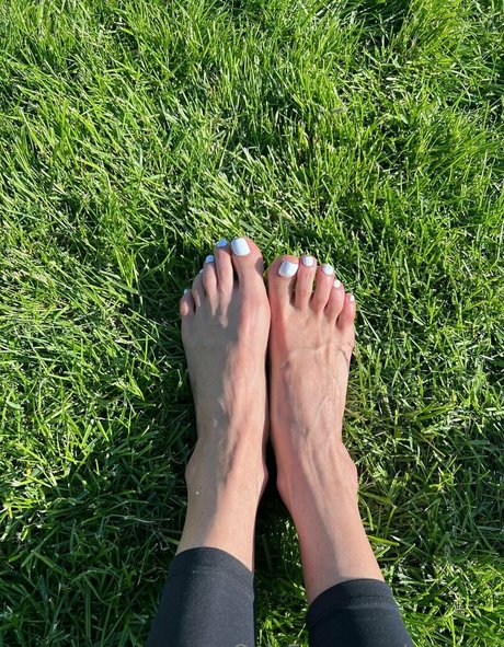 nixiejoy nice model photos