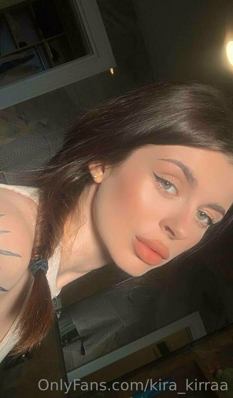 kira kirraa star sexy picture