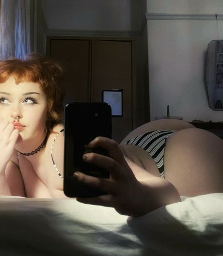 milabloomoo sexy pornstar photos