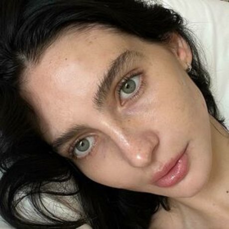 Meadow Walker model beautiful galleries